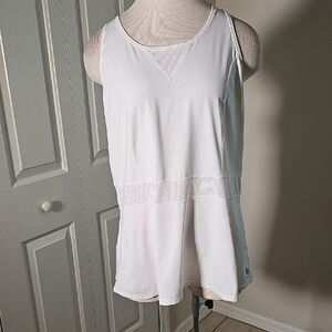 Lija Women's White Sleeveless Top. Size XL. Activewear, Tennis.